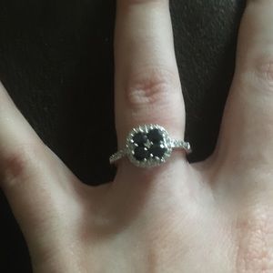 Pretty Women’s Black Onyx Ring